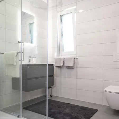 Sobe In Apartmaji Bama Frühstückspension Litija