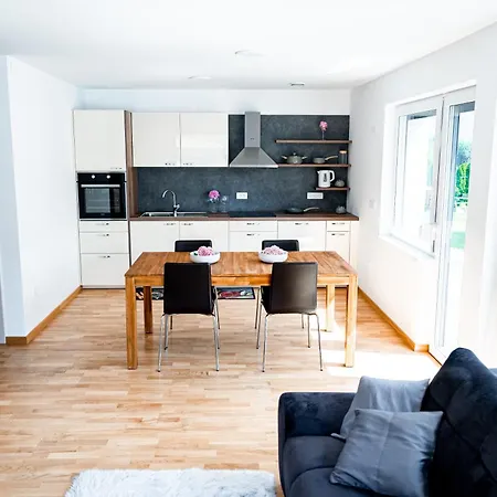 Sobe In Apartmaji Bama 3*