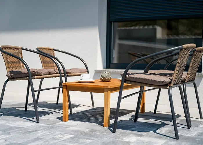 Sobe In Apartmaji Bama Litija