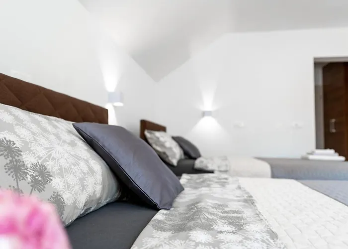 Sobe In Apartmaji Bama 3*