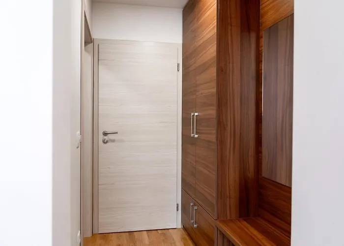 ベッド・アンド・ブレックファスト Sobe In Apartmaji Bama