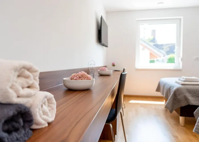 Sobe In Apartmaji Bama