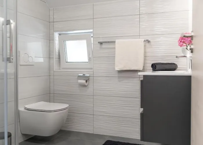 Sobe In Apartmaji Bama Bed and breakfast 3*