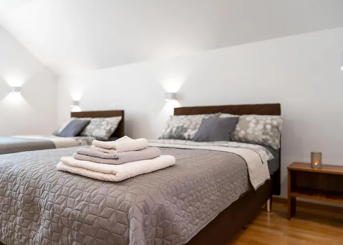 Sobe In Apartmaji Bama