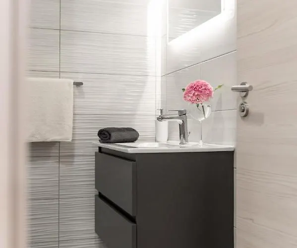 Sobe In Apartmaji Bama Litija