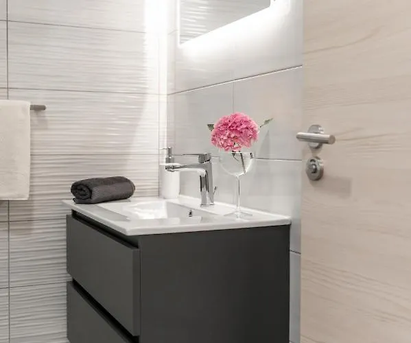 Sobe In Apartmaji Bama