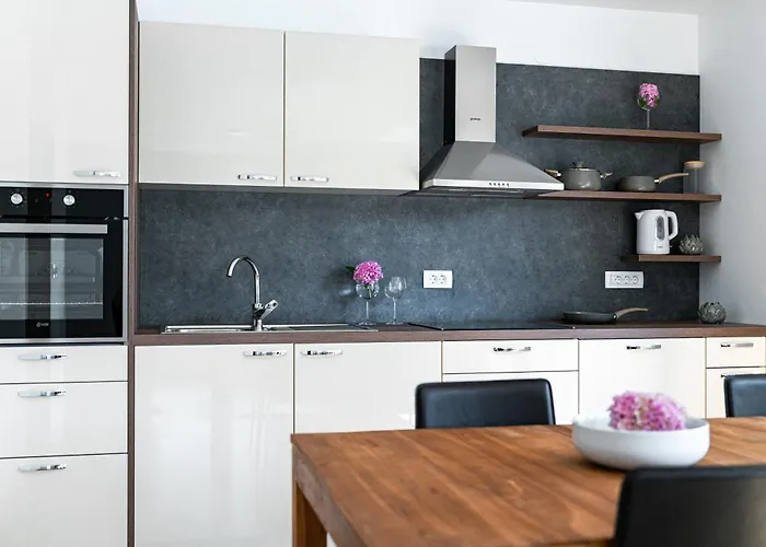 Bed and breakfast Sobe In Apartmaji Bama 3*